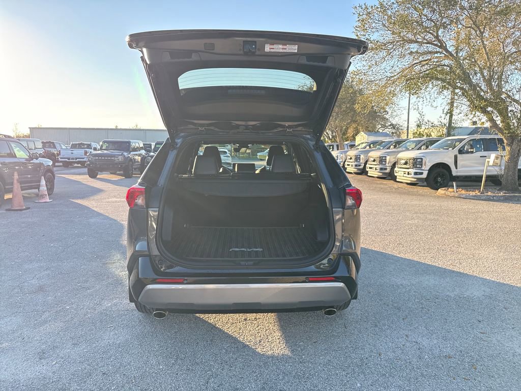 Used 2024 Toyota RAV4 XSE image 26