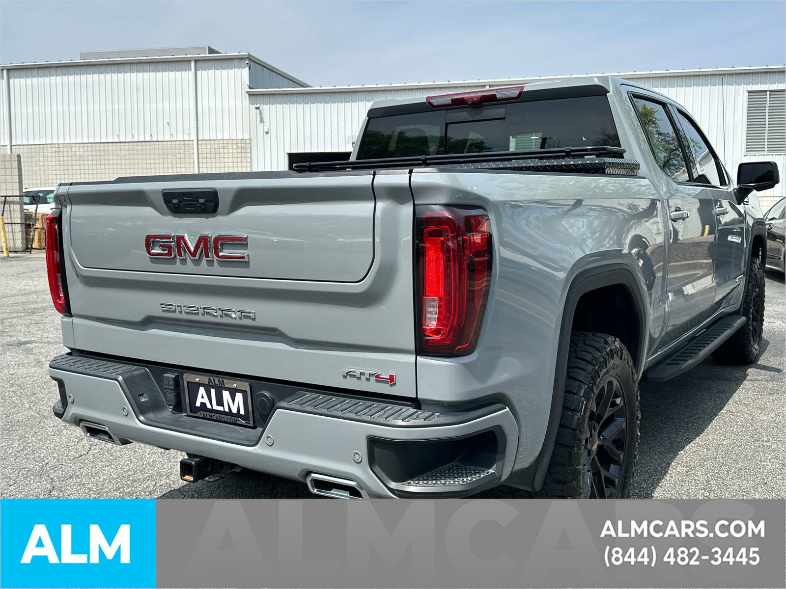 Used 2025 GMC Sierra 1500 AT4 w/ AT4 Premium Package AWD/4WD image 35