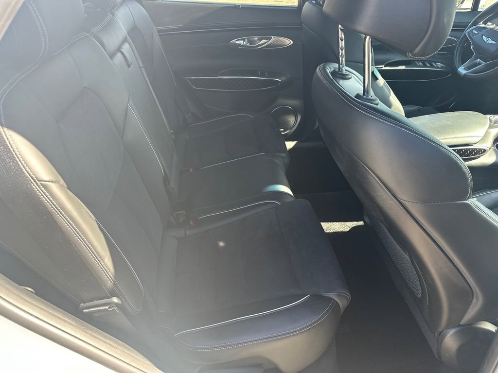 Used 2022 Genesis GV70 3.5T Sport w/ Sport Prestige Package AWD/4WD image 14