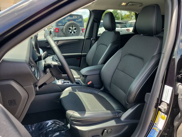Certified 2025 Ford Escape SE FWD image 20