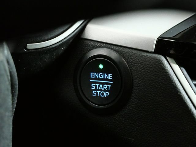 Certified 2020 Ford Escape SE image 25