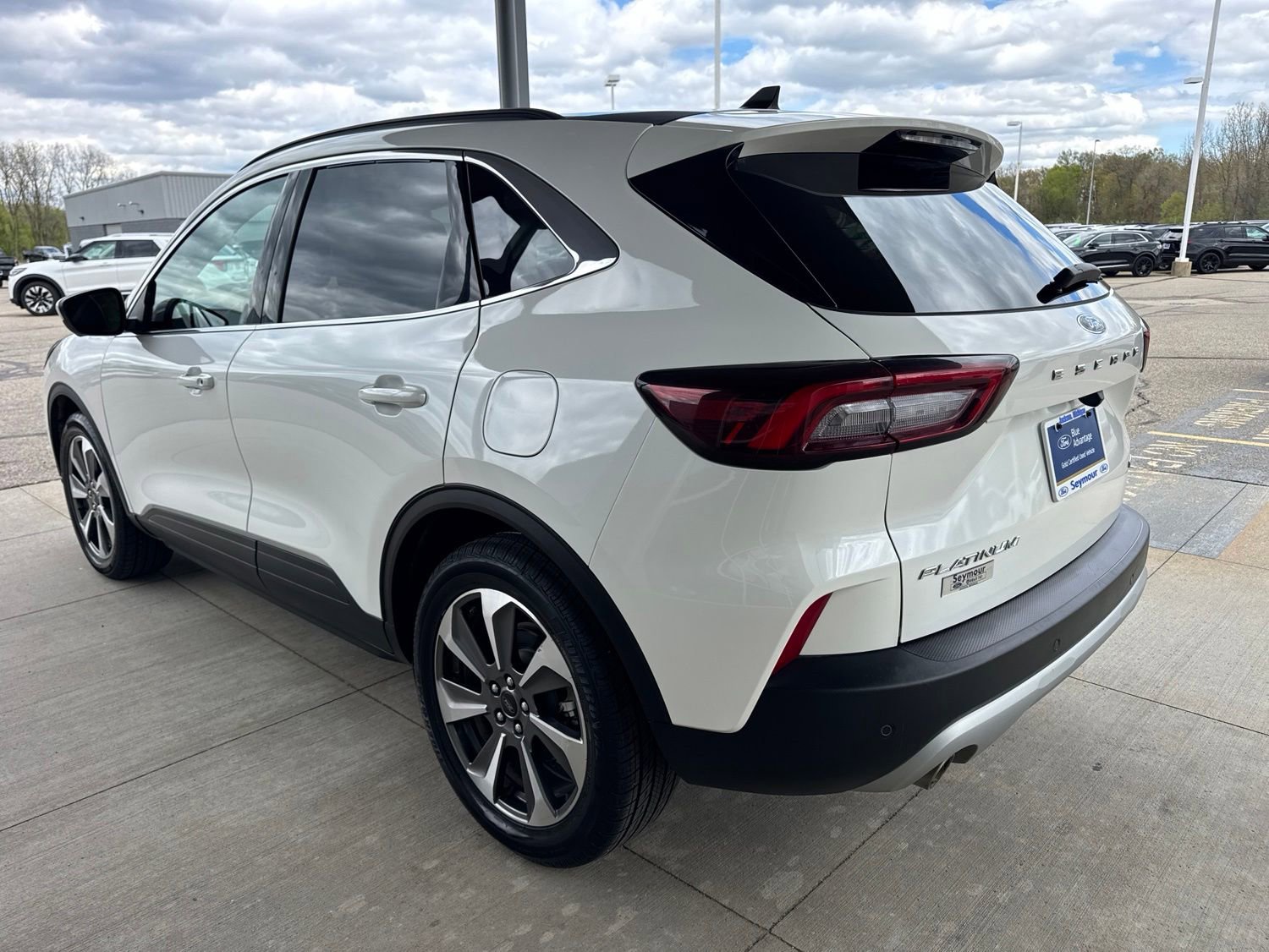 Certified 2023 Ford Escape Platinum AWD/4WD image 5