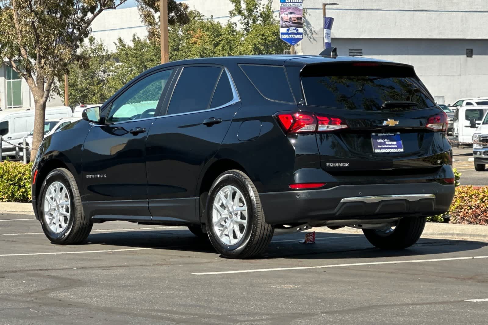 Used 2024 Chevrolet Equinox LT FWD image 7