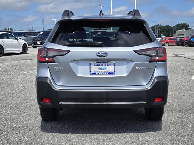 Used 2024 Subaru Outback Premium AWD/4WD image 6