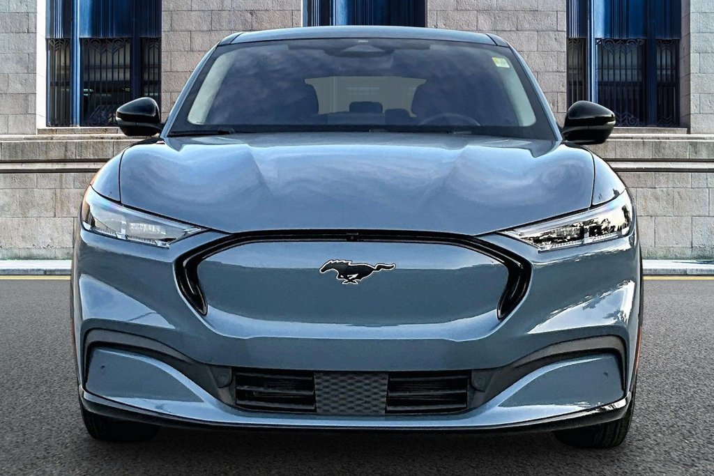 Certified 2023 Ford Mustang Mach-E Premium AWD/4WD image 3