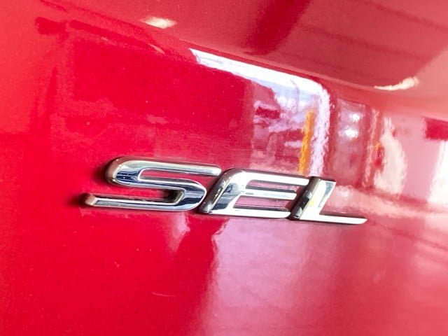 Certified 2022 Ford Edge SEL w/ Convenience Package AWD/4WD image 7