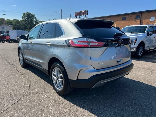 Certified 2024 Ford Edge SEL w/ Convenience Package AWD/4WD image 6