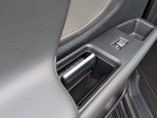 Certified 2025 Ford Expedition Active image 26