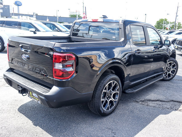 Certified 2025 Ford Maverick Lariat w/ 4K Tow Package AWD/4WD image 8