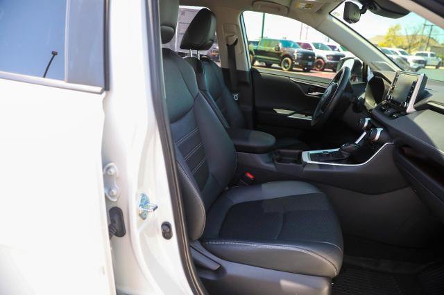 Used 2021 Toyota RAV4 Limited AWD/4WD image 29