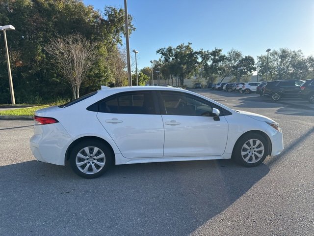 Used 2021 Toyota Corolla LE image 6