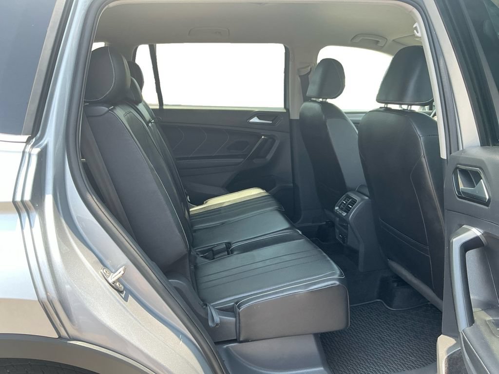 Used 2024 Volkswagen Tiguan SE FWD image 23