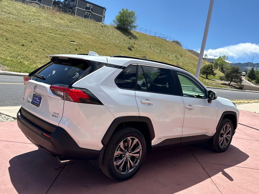 Used 2025 Toyota RAV4 XLE Premium w/ Weather Package AWD/4WD image 7