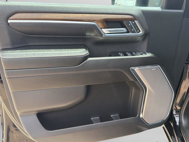 Used 2024 Chevrolet Silverado 3500 High Country w/ High Country Premium Package AWD/4WD image 19