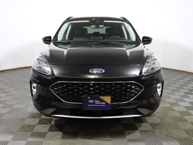 Certified 2022 Ford Escape Titanium w/ Class II Trailer Tow Package image 6