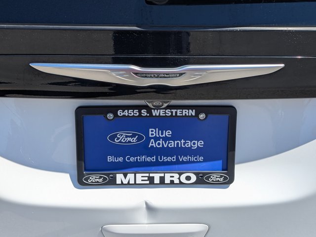 Used 2023 Chrysler Voyager LX FWD image 30