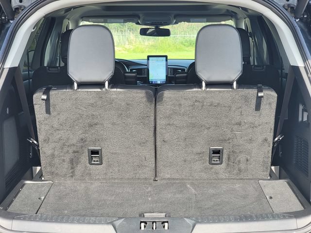 Certified 2023 Ford Explorer Limited w/ Limited Technology Package AWD/4WD image 23