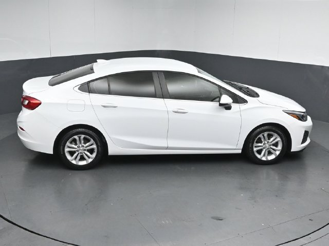 Used 2019 Chevrolet Cruze LT w/ Convenience Package FWD image 50