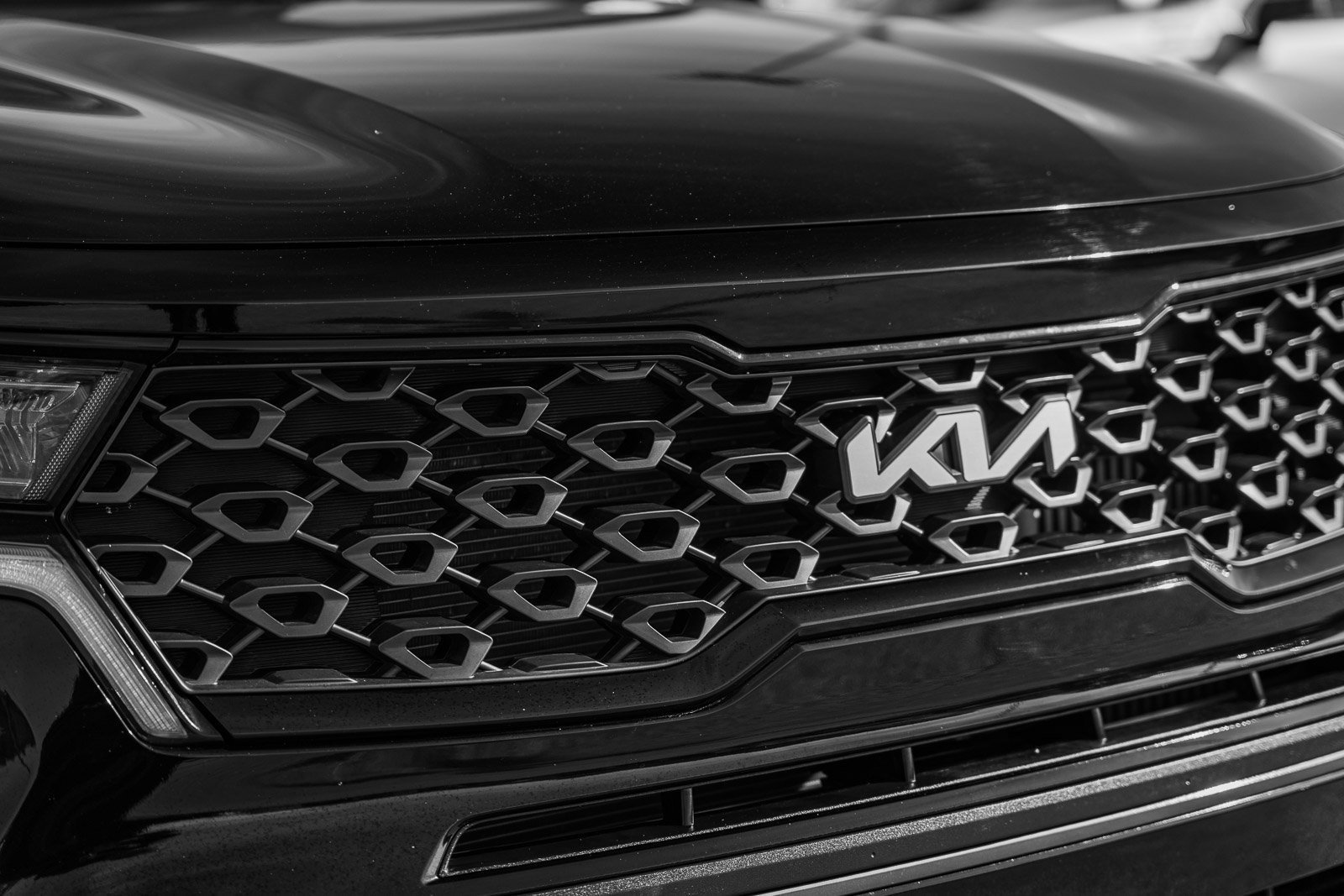 Used 2023 Kia Sorento X-Line EX image 11