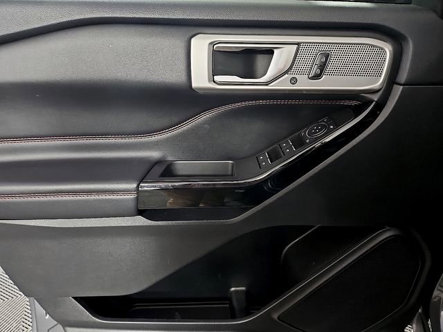 Certified 2022 Ford Explorer ST-Line w/ Class IV Trailer Tow Package image 14