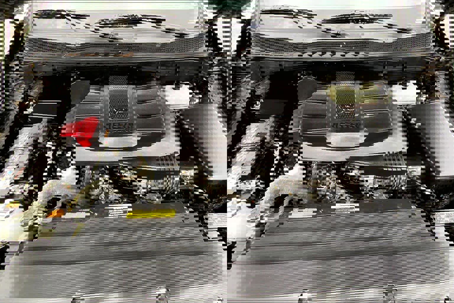 Used 2023 Nissan Titan PRO-4X w/ Pro-4x Convenience Package image 29