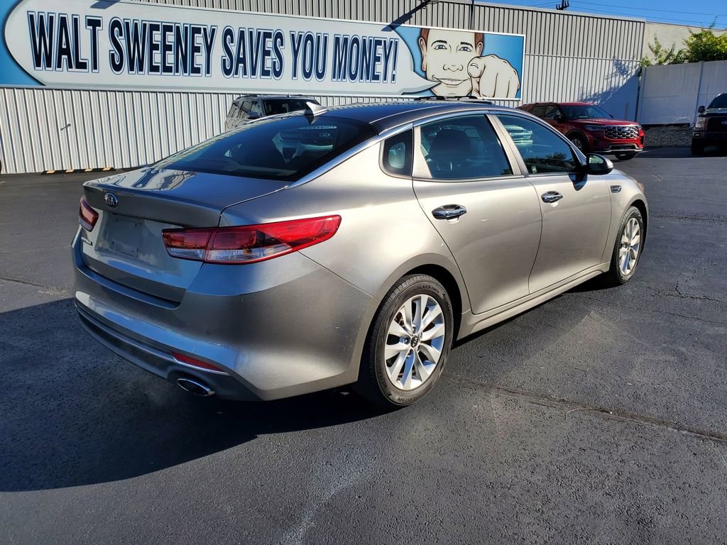Used 2018 Kia Optima LX w/ Convenience Package image 4