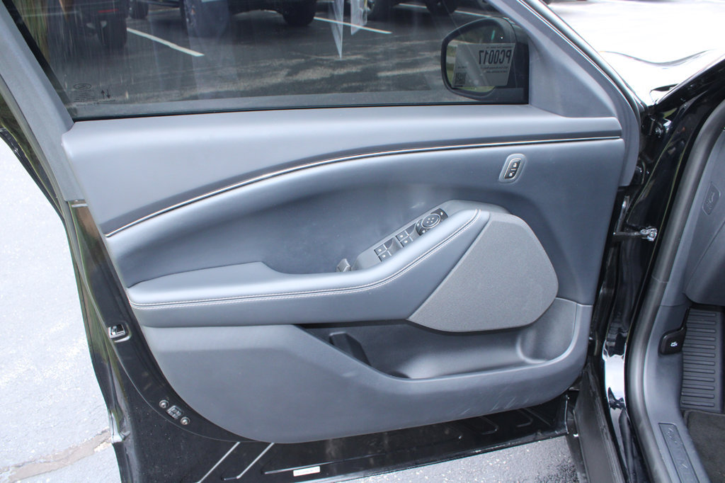 Certified 2023 Ford Mustang Mach-E Select AWD/4WD image 34