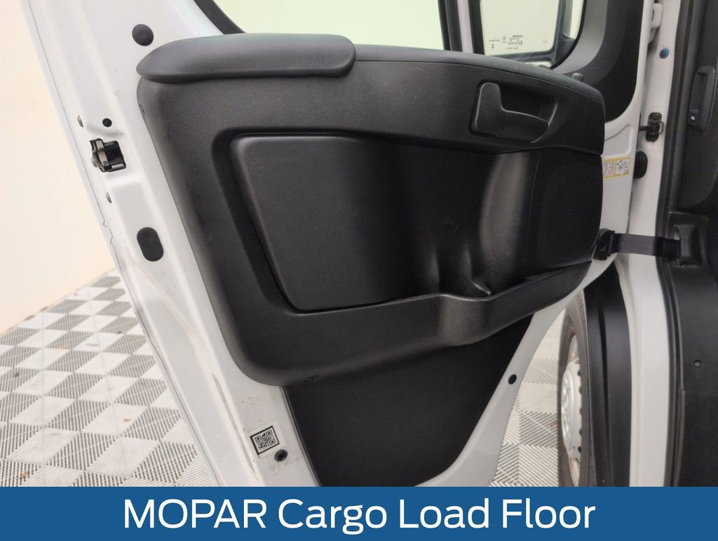 Used 2024 RAM ProMaster 2500 w/ Convenience Group FWD image 31