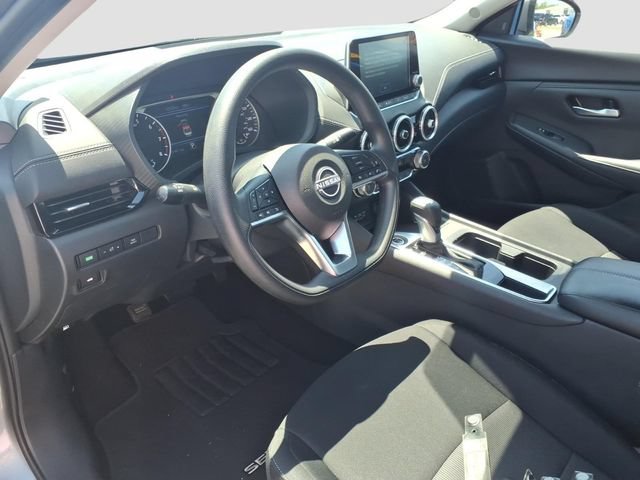 Used 2025 Nissan Sentra SV FWD image 15