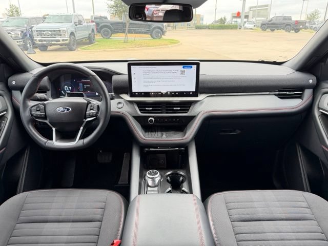 Certified 2025 Ford Explorer ST-Line w/ Premium Package RWD image 28