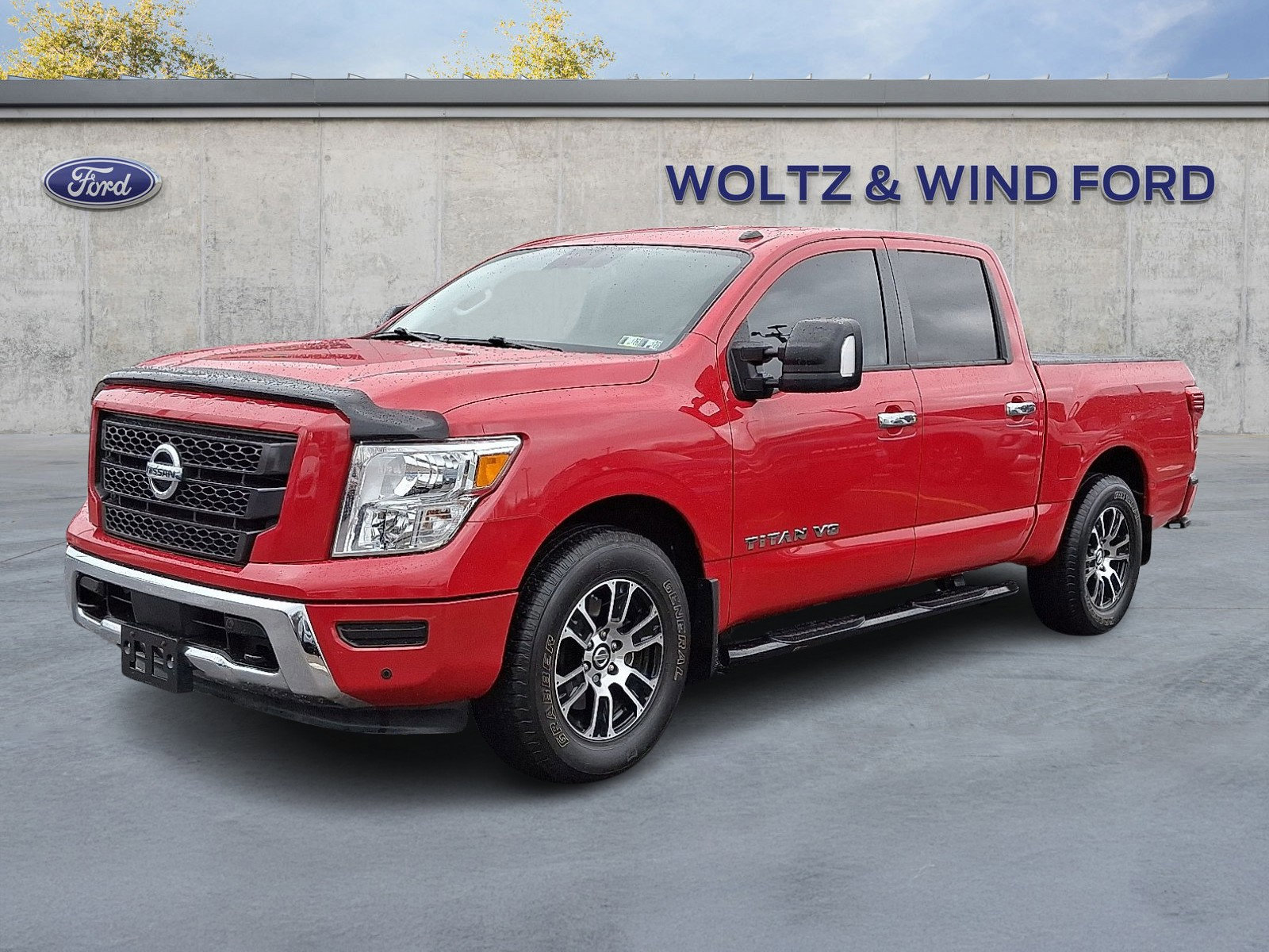 Used 2020 Nissan Titan SV w/ SV Convenience Package image 6