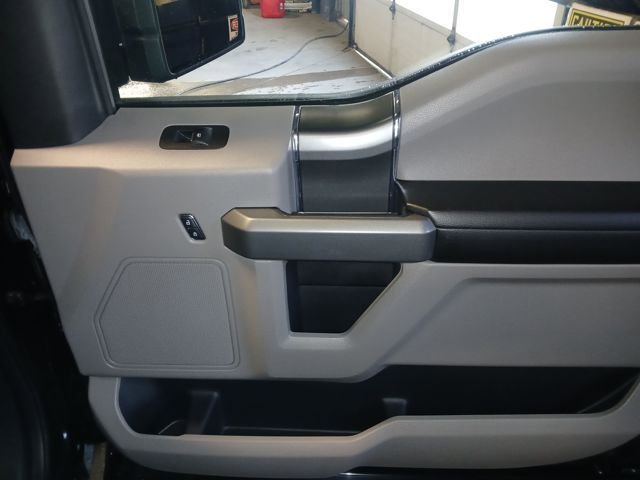 Certified 2018 Ford F150 XLT w/ Equipment Group 301A Mid image 42