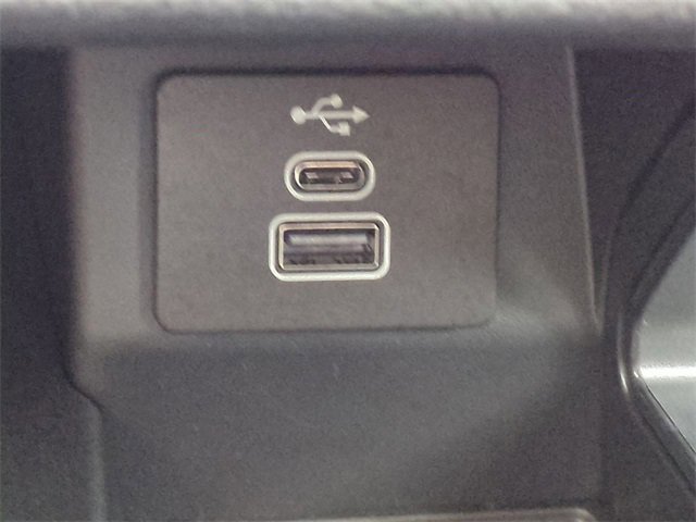 Certified 2025 Ford Ranger Lariat w/ Black Appearance Package image 21