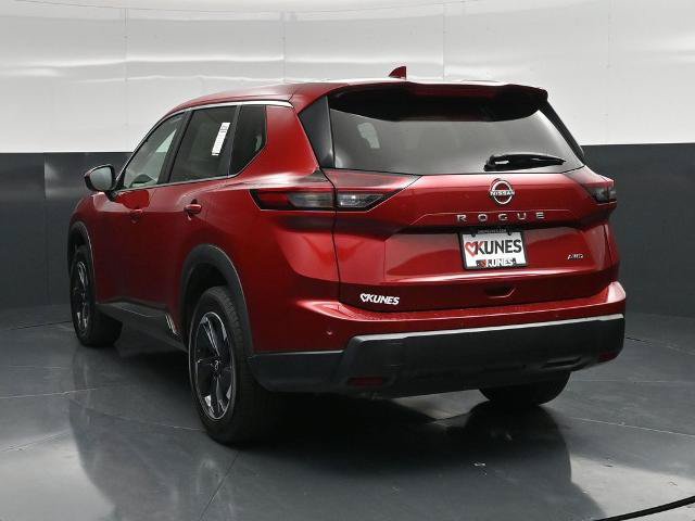 Used 2025 Nissan Rogue SV AWD/4WD image 10