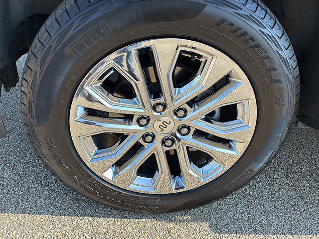 Certified 2025 Ford F150 King Ranch AWD/4WD image 9