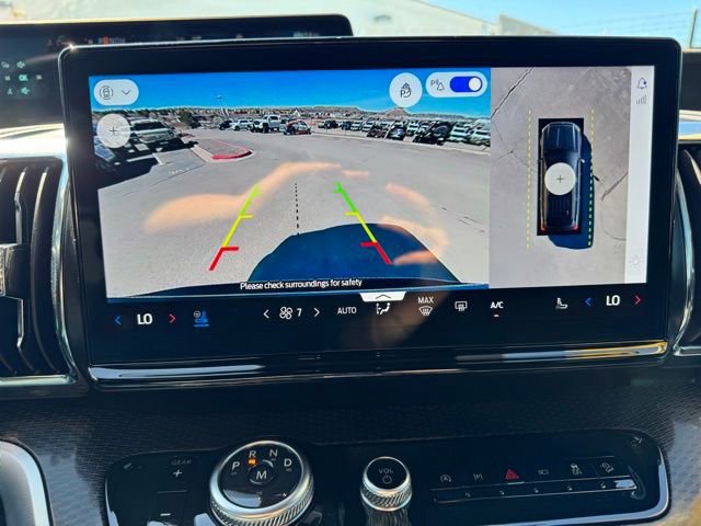 Certified 2025 Ford Expedition Platinum w/ Stealth Appearance Package image 35