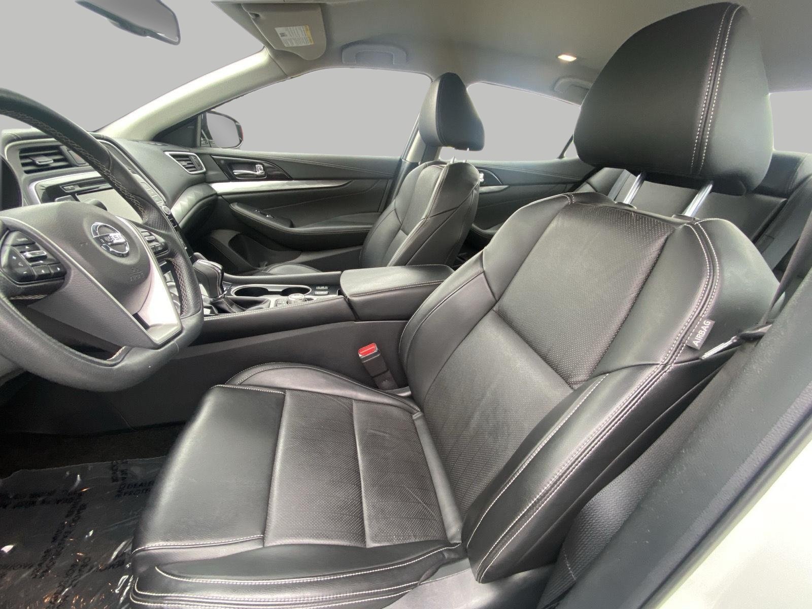 Used 2019 Nissan Maxima 3.5 SV w/ Floor Mat Group FWD image 9