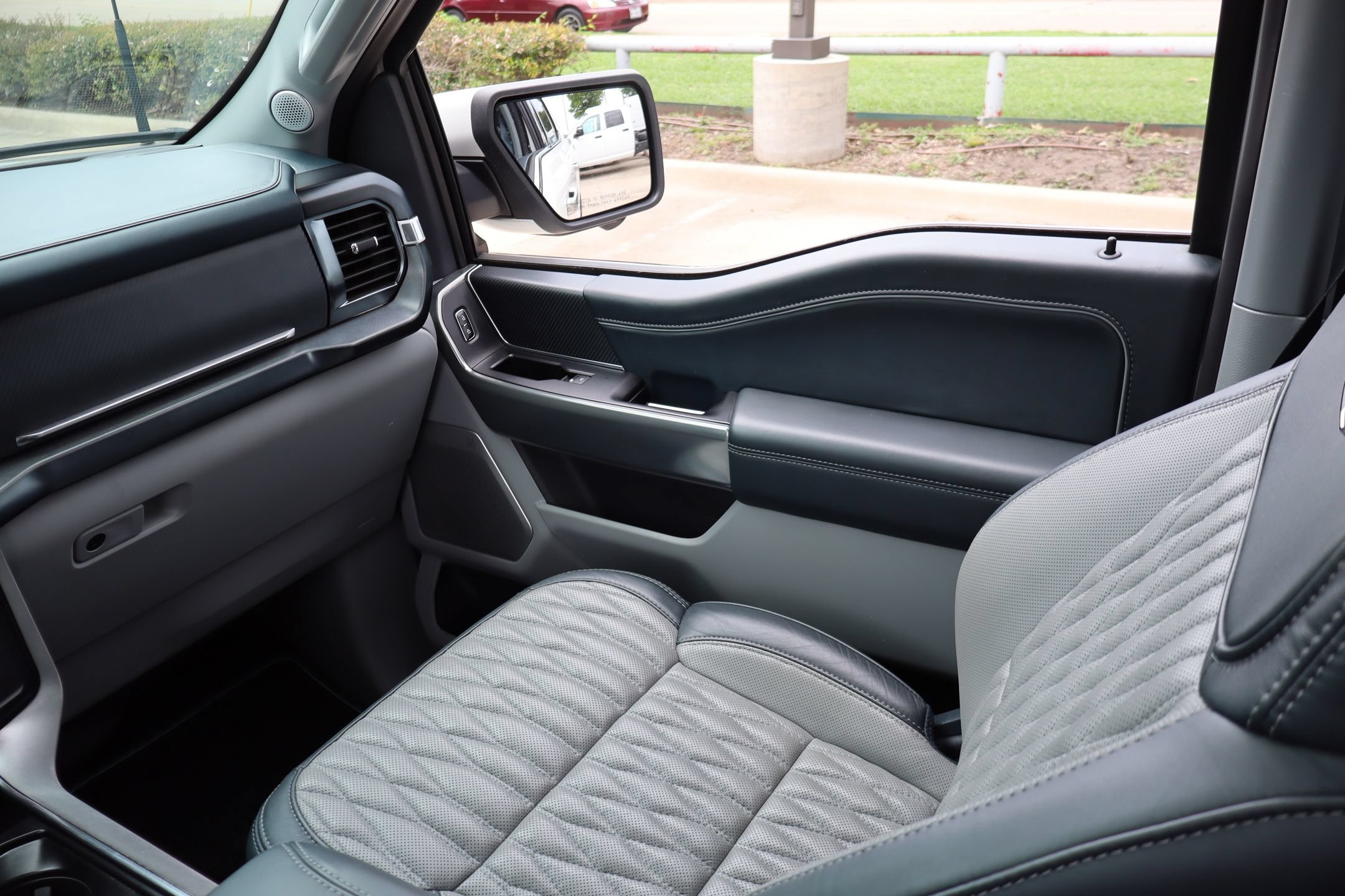 Certified 2023 Ford F150 Limited AWD/4WD image 24