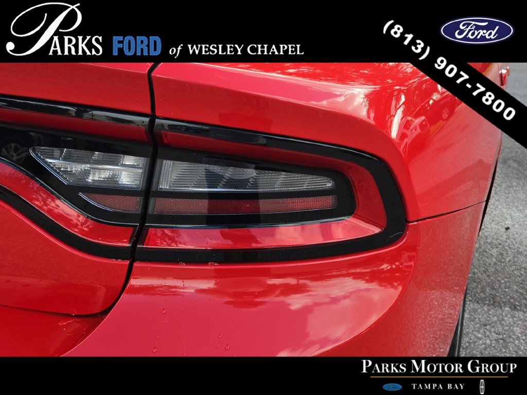 Used 2019 Dodge Charger SXT RWD image 8