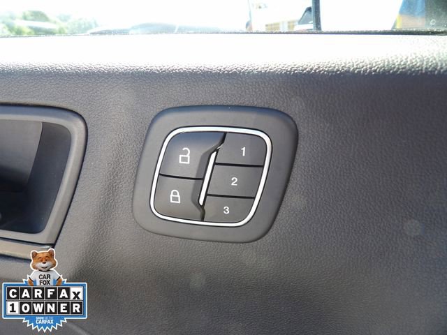 Certified 2022 Ford Escape SEL w/ SEL Stealth AWD Package image 25