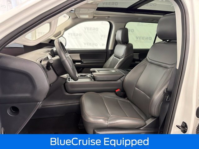 Certified 2025 Ford Expedition Active AWD/4WD image 17