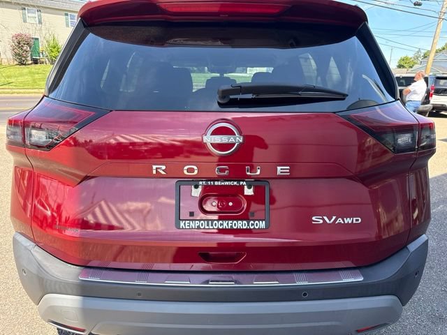 Used 2023 Nissan Rogue SV AWD/4WD image 7
