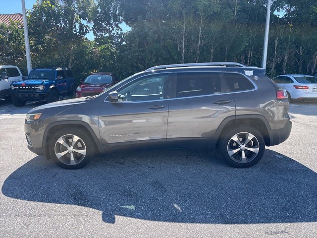 Used 2020 Jeep Cherokee Limited image 2