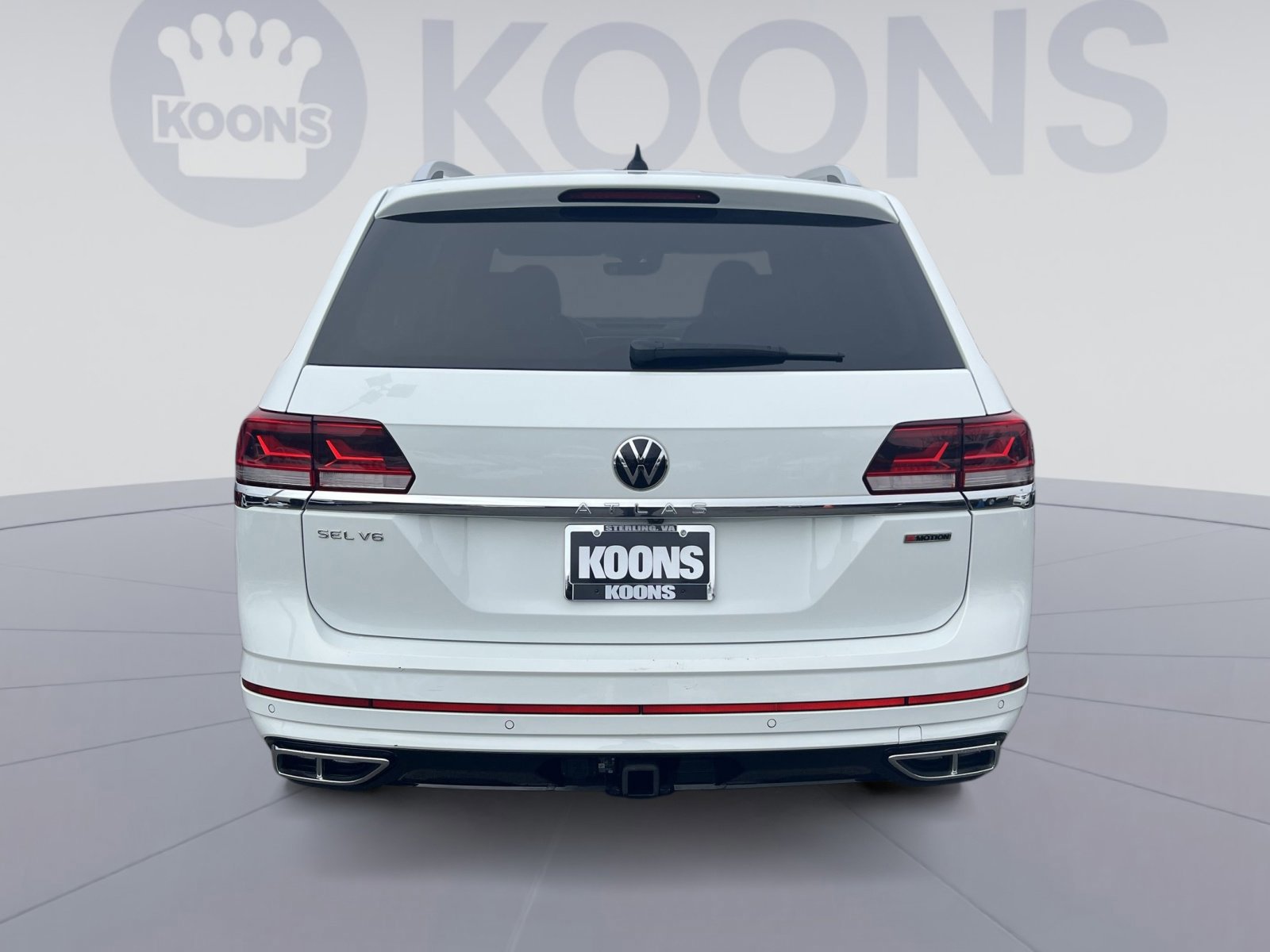 Used 2022 Volkswagen Atlas SEL R-Line image 4