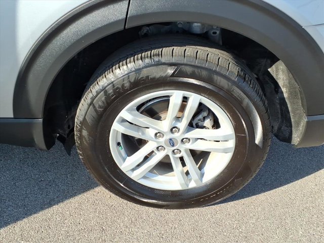 Certified 2023 Ford Explorer XLT w/ Equipment Group 202A image 24