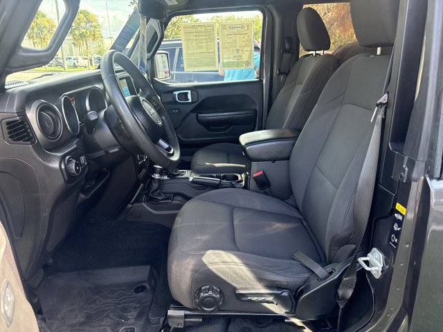 Used 2023 Jeep Wrangler Sport AWD/4WD image 15