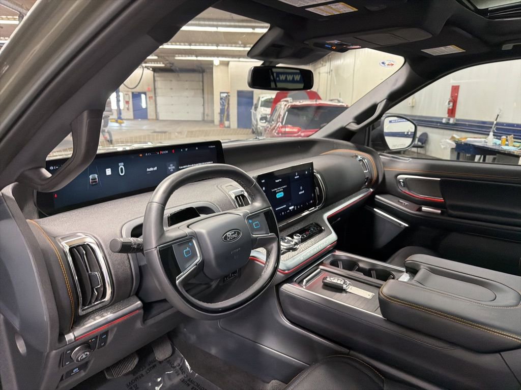 Certified 2025 Ford Expedition Tremor AWD/4WD image 20