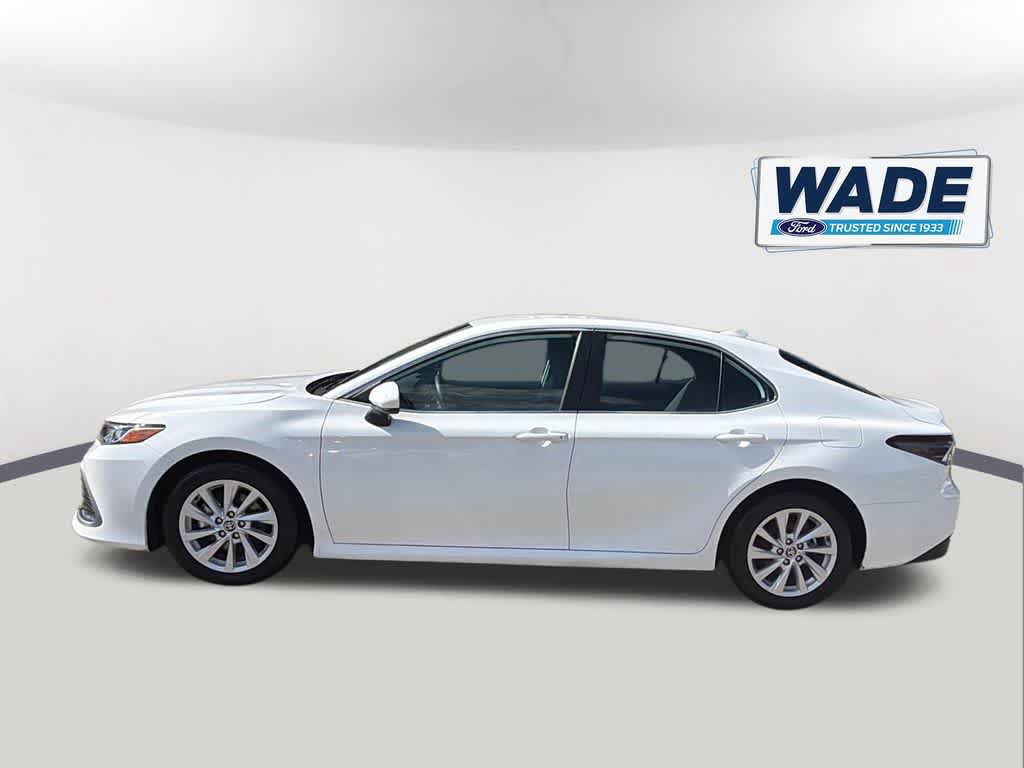 Used 2024 Toyota Camry LE AWD/4WD image 8