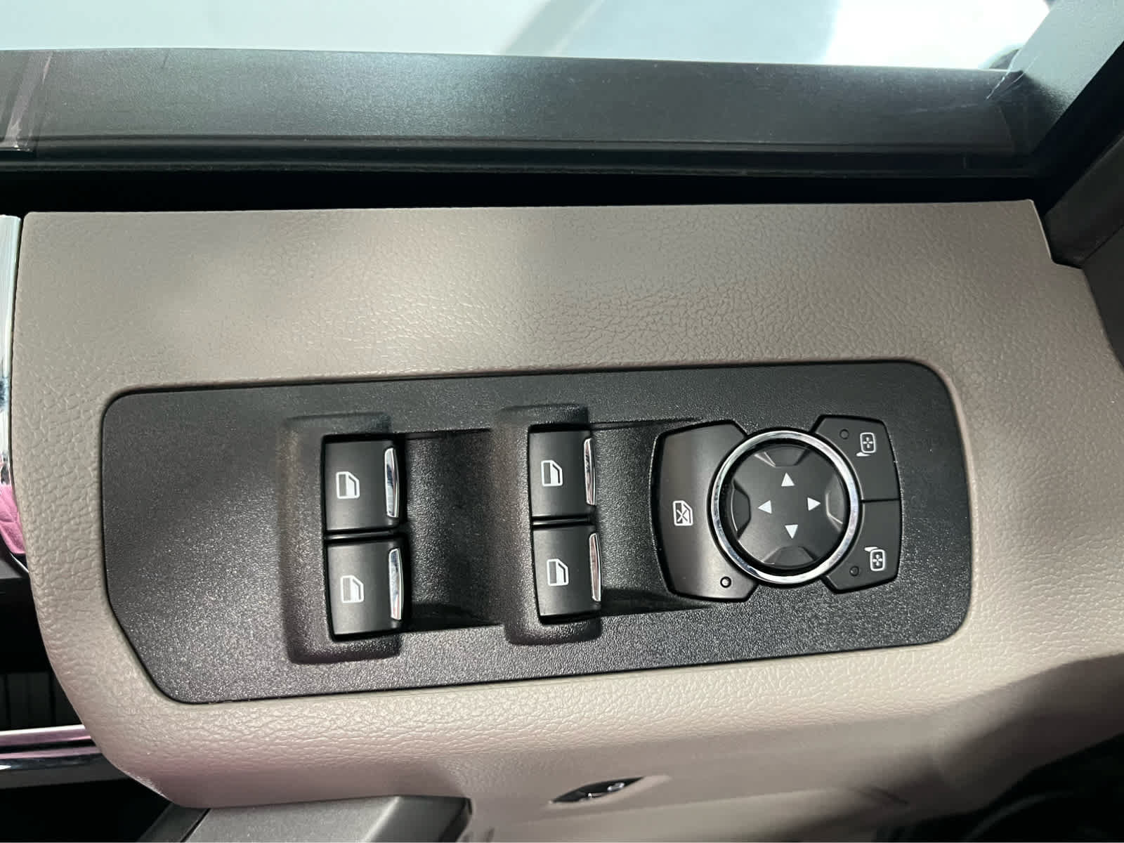 Certified 2019 Ford F150 XLT w/ Equipment Group 302A Luxury AWD/4WD image 24
