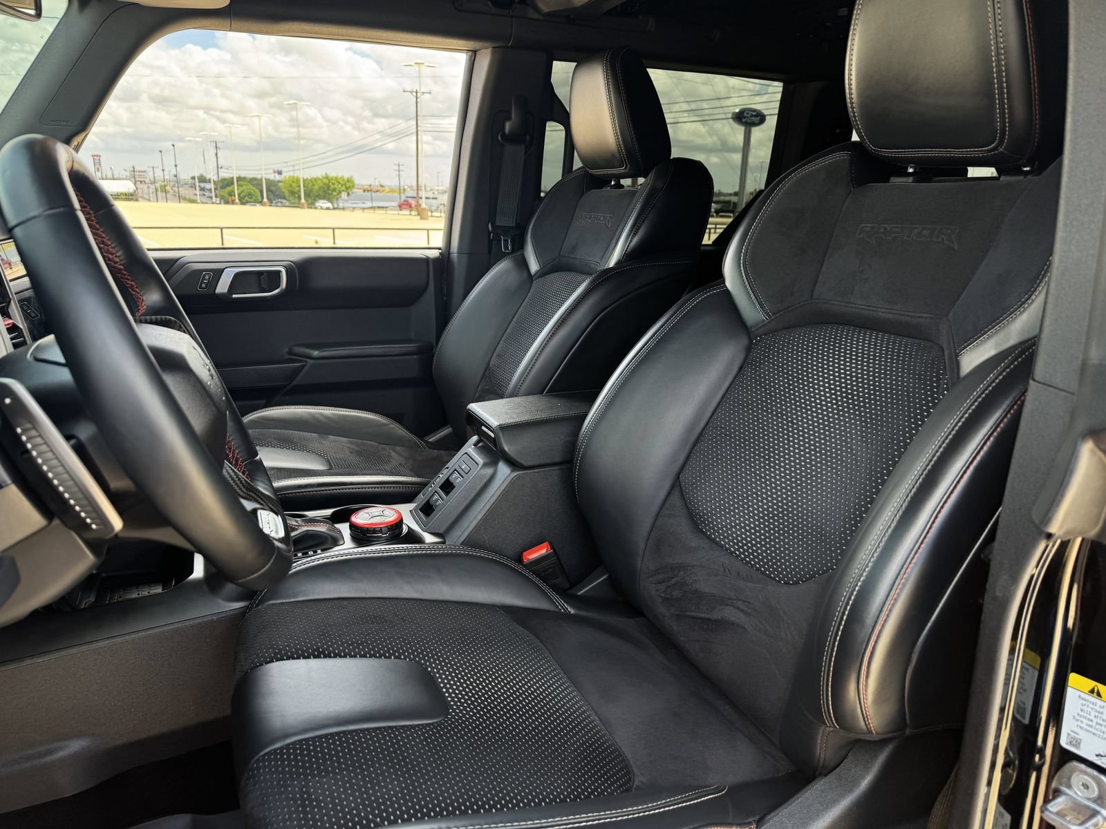 Certified 2024 Ford Bronco Raptor w/ Interior Carbon Fiber Pack 6 AWD/4WD image 25